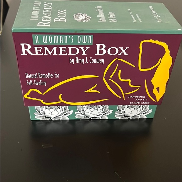 A Woman's Own Remedy Box by - Green and Purple - Picture 1 of 4
